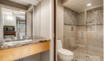 12 Pelham Rd, Asheville, NC 28803