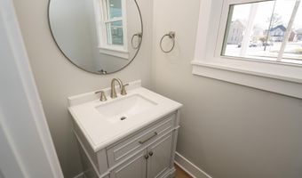111 E JEWELL St, Delmar, DE 19940