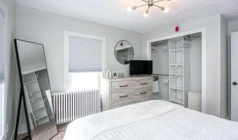 14 Brinley St, Newport, RI 02840