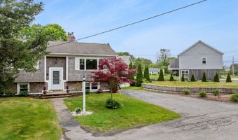 8 Stackpole Cir, Bourne, MA 02532