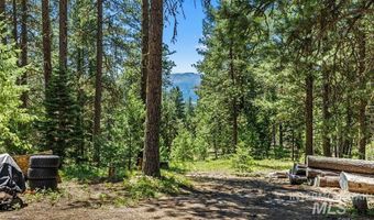 15 Little Donner Dr, Cascade, ID 83611