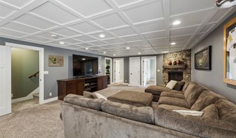 1616 SE Coralberry Dr, Ankeny, IA 50021