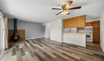 2150 S Vaughn Way 302D, Aurora, CO 80014