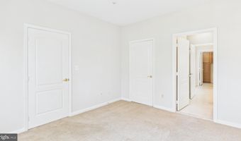 20920 CEDARPOST Sq 300, Ashburn, VA 20147