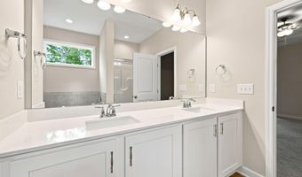 960 Rialto Ln, Ayden, NC 28513