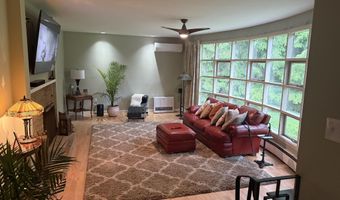281 Clyde Rd, Bangor, ME 04401