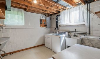 4017 N STAFFORD St, Arlington, VA 22207