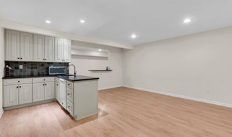 966 County Road 517, Allamuchy Twp., NJ 07840