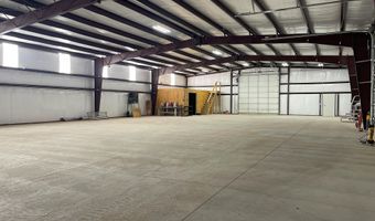 825 E Cannonball Dr, Big Water, UT 84741