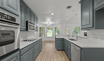 2517 Hayley Dr, Weatherford, TX 76085
