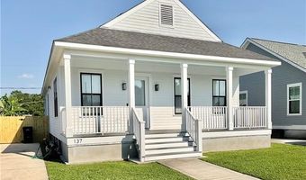 137 SEAL Dr, Arabi, LA 70032
