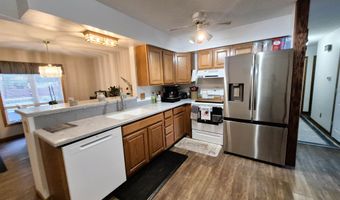 2414 Lynch Ave, Auburn, NE 68305