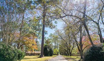 4912 Holly Hill Rd, Albany, GA 31721