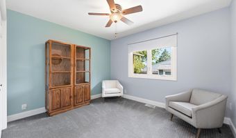 1004 Elm St, Auburn, IN 46706