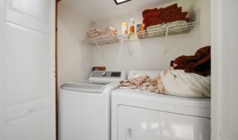 60 Old Deerfield Rd, Candia, NH 03034
