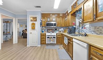 520 Kimberly Dr, Albertville, AL 35950