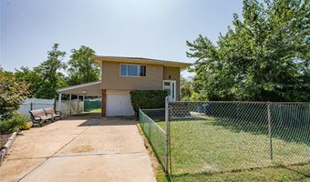 8 Williams Ave, Amityville, NY 11701