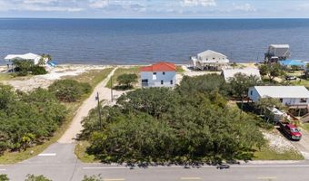 6 Kingfish St, Alligator Point, FL 32346