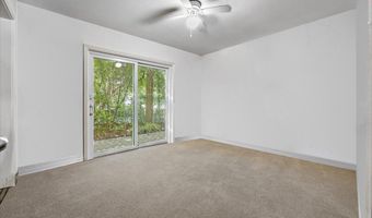 94 OCEANSIDE Dr, Atlantic Beach, FL 32233