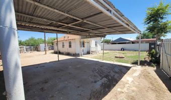 2004 N Pine St, Artesia, NM 88210