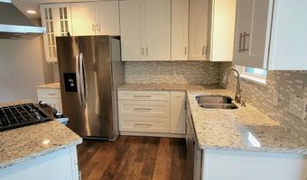 8201 Windcombe Blvd, Indianapolis, IN 46240