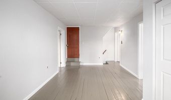 120 W 2ND St, Alburtis, PA 18011