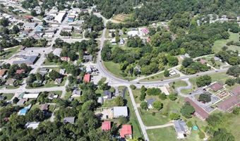 410 Missouri St, Anderson, MO 64831