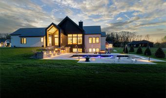 5044 Hickory Pointe Woods SE, Ada, MI 49301