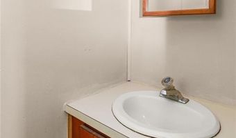 29 Cantaberry Ln, Coventry, RI 02816