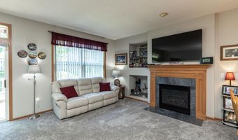 15053 Dutchman Way, Apple Valley, MN 55124