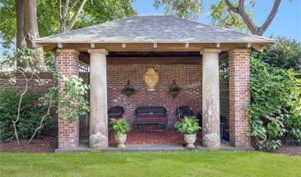 221 Hope St 2, Bristol, RI 02809