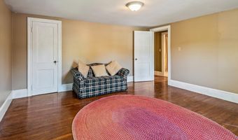 89 Elm St, Blackstone, MA 01504