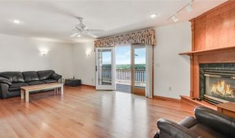 106 S 2nd St, Alma, WI 54610