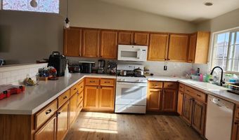 605 Nader Way, Fernley, NV 89408