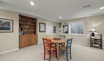 1 N049 Mission Ct, Winfield, IL 60190