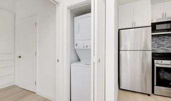 2633 Ocean St, Carlsbad, CA 92008