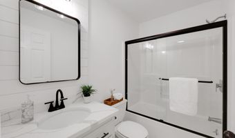 9 A Alice Dr, Burlington, CT 06013