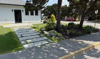 1342 11TH St, Bandon, OR 97411