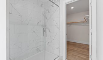 2026 Green Acres Dr, Adrian, MI 49221