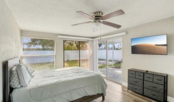 520 FAIRFAX Ln, Apollo Beach, FL 33572