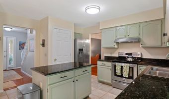 8032 Lancelot Dr, Anderson Twp., OH 45244