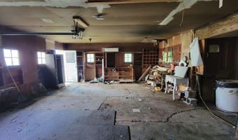 751 James St, Adrian, MI 49221
