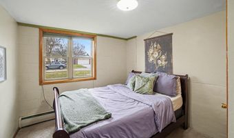 218 Fleming Dr, Alma, MI 48801