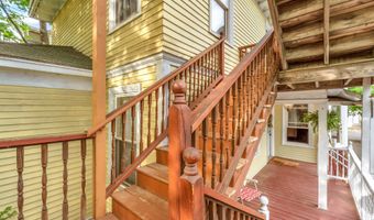 21 Laurel Ave, Auburn, ME 04210