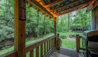 15303 15328 Midland Trl, Ansted, WV 25812
