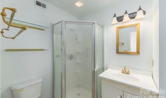 30 Maple Ridge Ln, Asheville, NC 28806