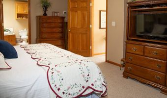 105 Firefly Ct, Altamont, MO 64620