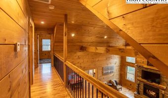 407 Signature Ridge Rd, Banner Elk, NC 28604