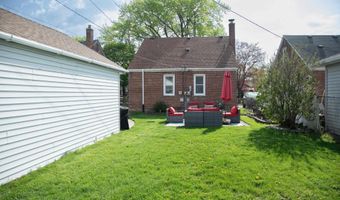9706 Sterling Ave, Allen Park, MI 48101