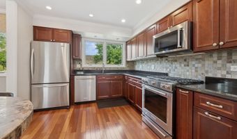 1407 N Dunton Ave, Arlington Heights, IL 60004